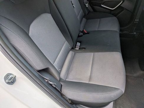 Used 2023 Kia Soul LX w/ LX Technology Package FWD image 22