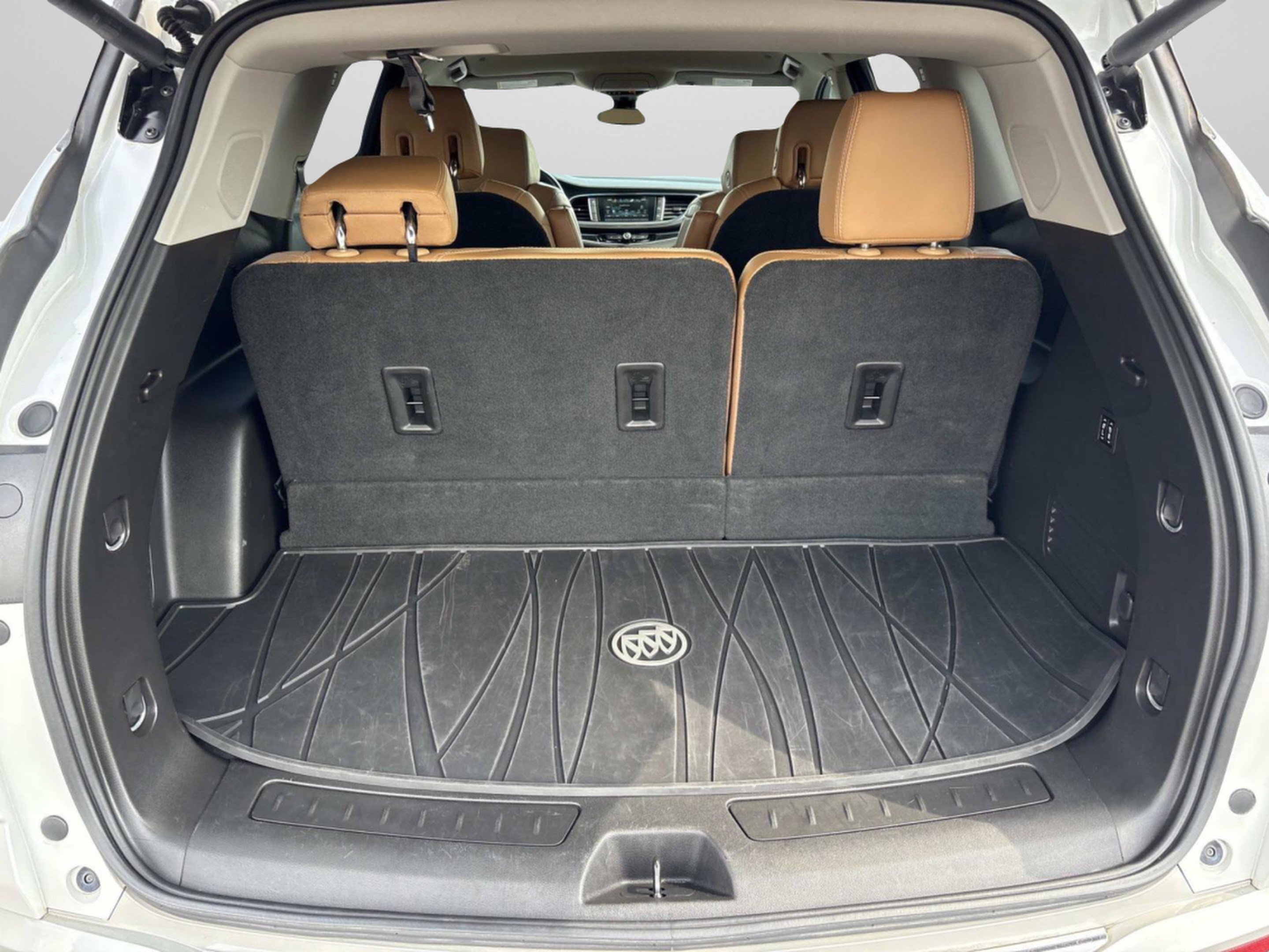 Used 2018 Buick Enclave Premium FWD image 12