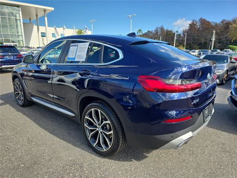 Certified 2022 BMW X4 xDrive30i w/ Convenience Package image 6