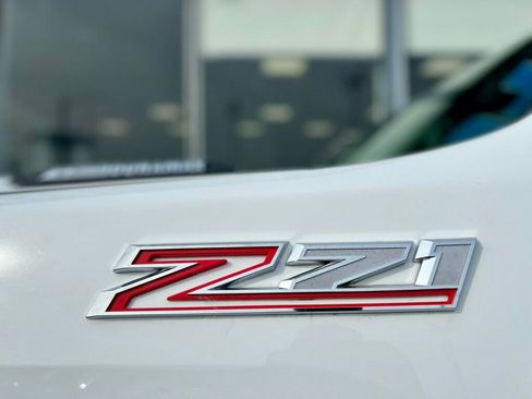 Used 2023 Chevrolet Silverado 3500 LT w/ Convenience Package image 10