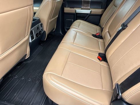 Used 2022 Ford F450 Lariat w/ Lariat Ultimate Package AWD/4WD image 17