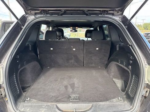 Used 2017 Jeep Grand Cherokee Laredo w/ Quick Order Package 2BE image 17