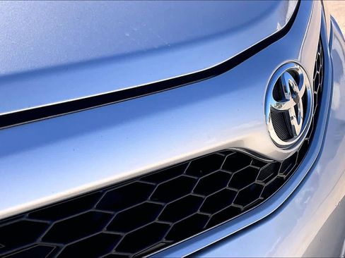 Used 2014 Toyota Camry SE image 31