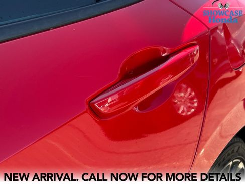 Used 2019 Honda Civic Sport image 9