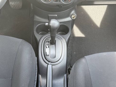 Used 2018 Nissan Versa S Plus FWD image 18