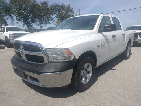 Used 2014 RAM 1500 Tradesman w/ Exterior Appearance Group RWD image 3