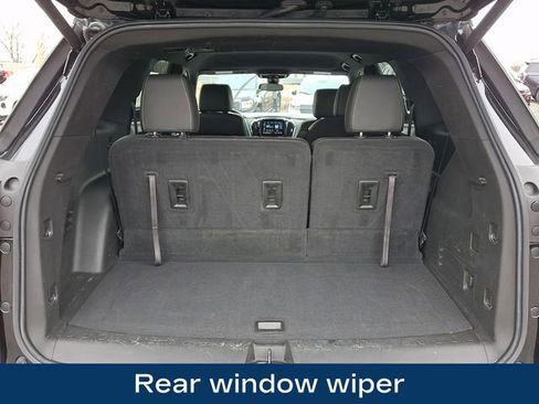 Used 2023 Chevrolet Traverse LT w/ LPO, Floor Liner Package image 32