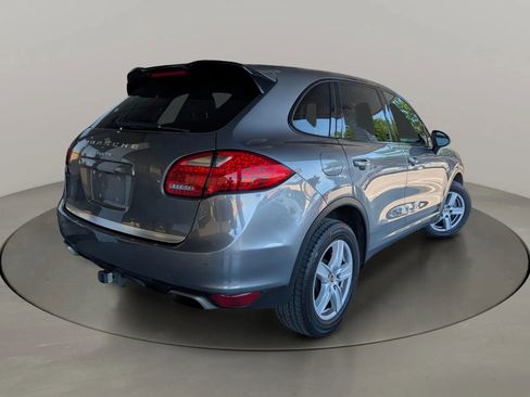 Used 2014 Porsche Cayenne AWD/4WD image 5