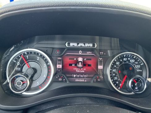 Used 2022 RAM 2500 Lone Star w/ Night Edition image 14