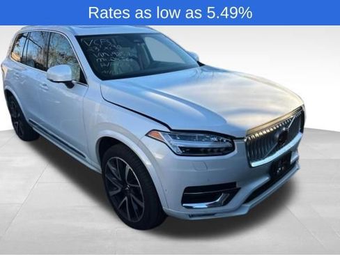 Certified 2023 Volvo XC90 B5 Plus w/ Protection Package Premier image 15