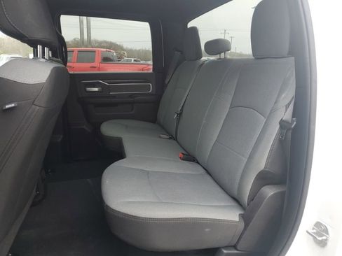 Used 2022 RAM 3500 Big Horn image 5