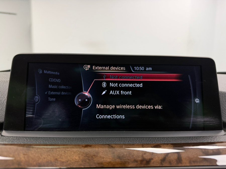 Used 2015 BMW 335i xDrive Sedan w/ M Sport AWD/4WD image 57