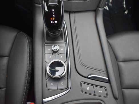 Used 2020 Cadillac XT6 Premium Luxury image 23