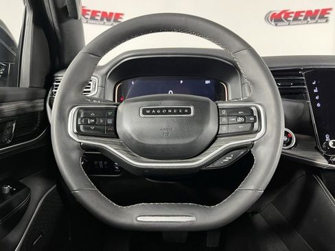 Used 2024 Jeep Wagoneer Series II w/ Flexible Seating Group image 14