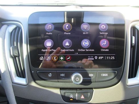 Used 2022 Chevrolet Malibu LT image 23