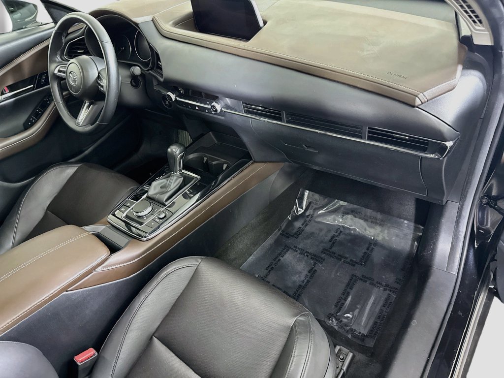 Used 2022 MAZDA CX-30 AWD 2.5 S w/ Premium Package image 32