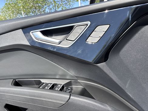 Used 2023 Audi Q4 e-tron Prestige w/ Black Optic Package image 21