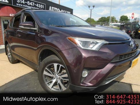 Used 2016 Toyota RAV4 XLE FWD image 1