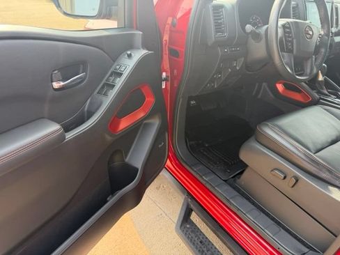 Used 2023 Nissan Frontier PRO-4X w/ Pro-4X Premium Package AWD/4WD image 16