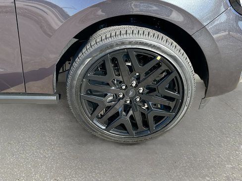 New 2026 Ford Expedition Platinum w/ Stealth Performance Package image 20