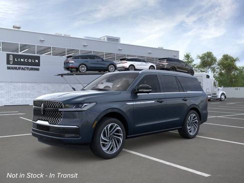 New 2026 Lincoln Navigator Reserve AWD/4WD image 1