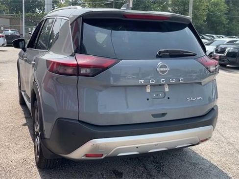Used 2022 Nissan Rogue SL w/ SL Premium Package image 23