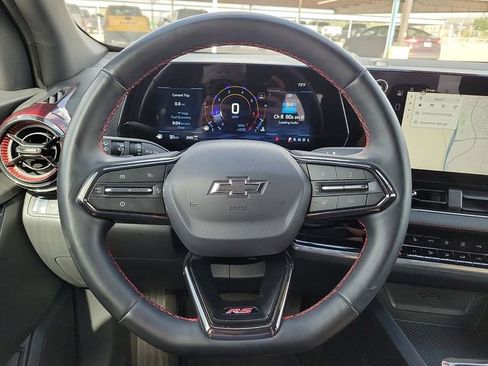 Used 2025 Chevrolet Equinox RS image 19