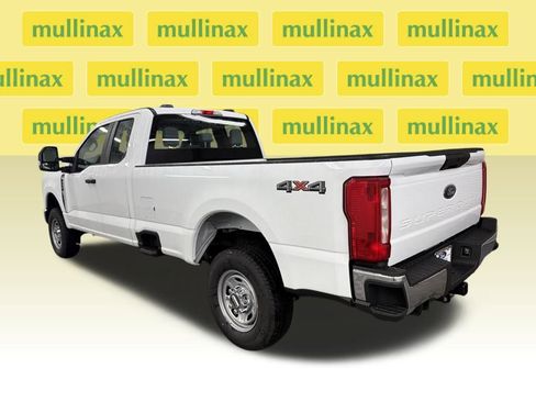 New 2026 Ford F250 XL w/ XL Chrome Package image 9