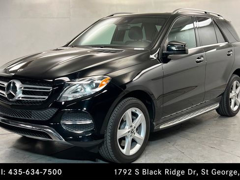 Used 2019 Mercedes-Benz GLE 400 4MATIC w/ Premium 1 Package image 1