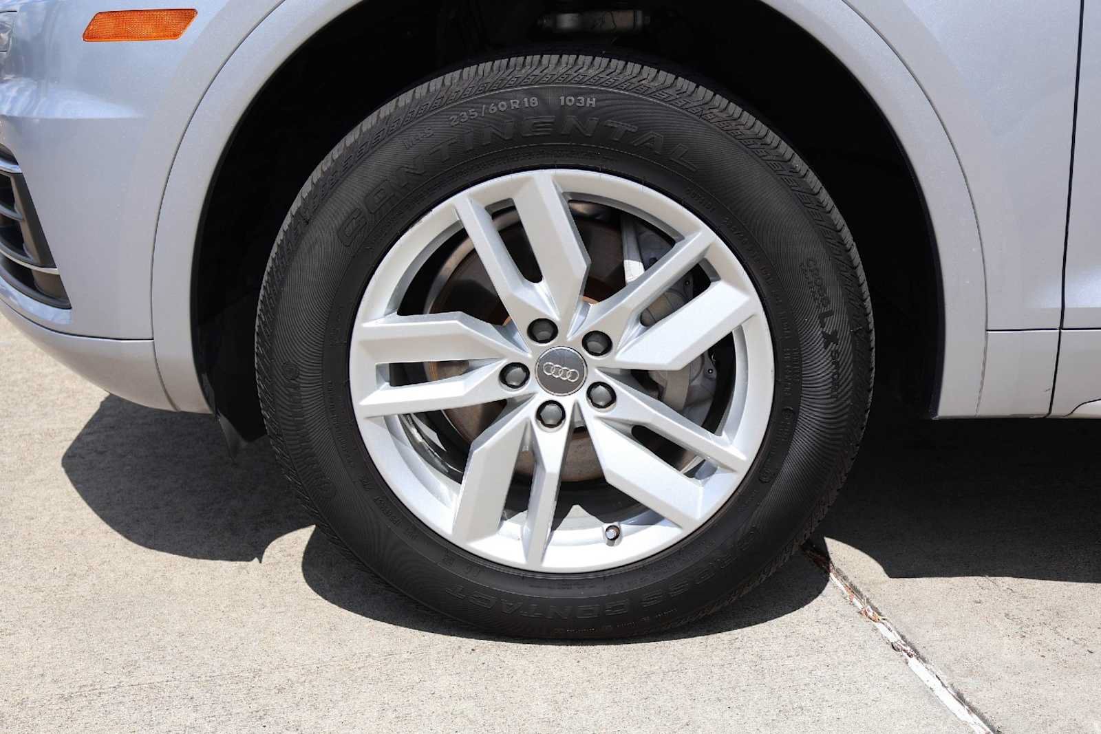 Used 2020 Audi Q5 2.0T Premium w/ Convenience Package AWD/4WD image 8