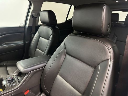 Used 2021 GMC Acadia SLT image 9