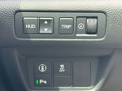 Used 2018 Honda Accord Touring image 13