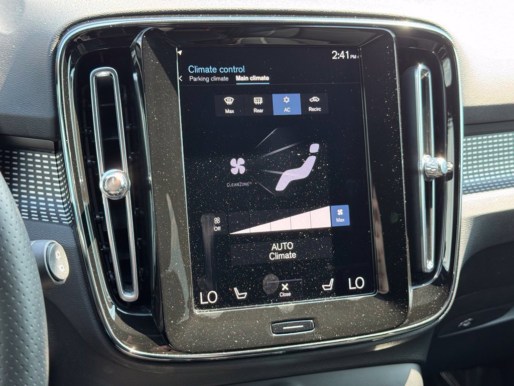 Used 2021 Volvo XC40 T5 R-Design w/ Advanced Package AWD/4WD image 31