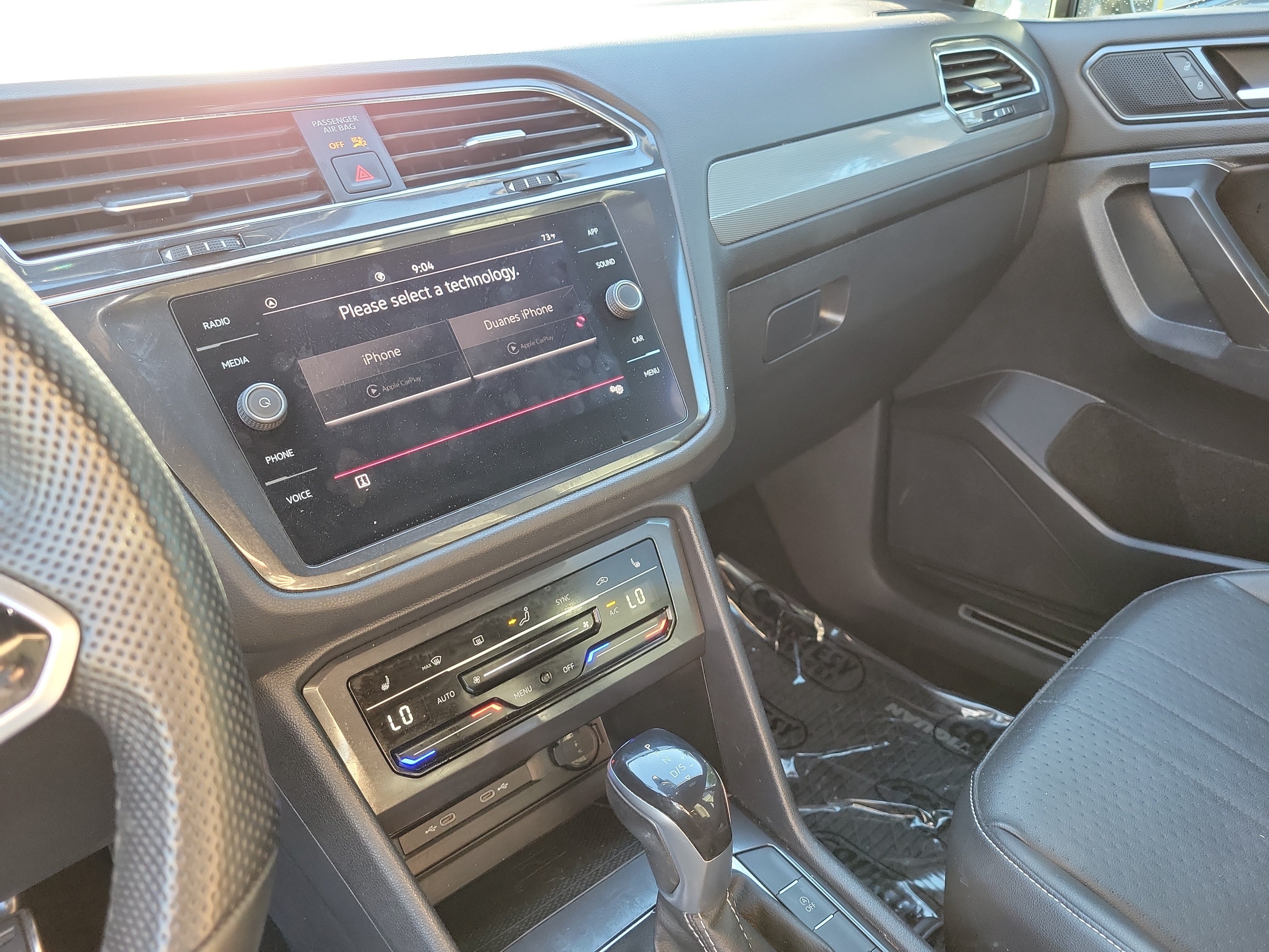 Used 2022 Volkswagen Tiguan SE R-Line FWD image 25