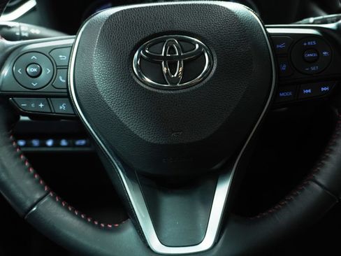 Used 2021 Toyota RAV4 XSE w/ Premium Package AWD/4WD image 17