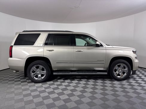 Used 2017 Chevrolet Tahoe LT w/ LT Signature Package image 14