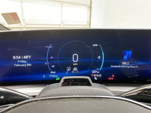 Certified 2025 Cadillac Lyriq Sport image 27