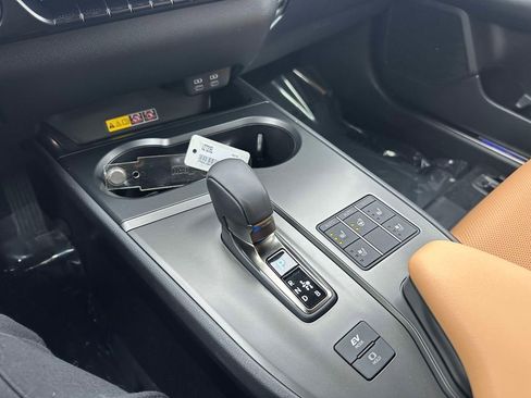 Certified 2025 Lexus UX 300h 300h Premium w/ Accessory Package (Z1) image 27