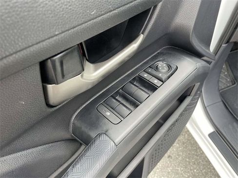 Used 2024 Toyota Tacoma TRD Off-Road image 18