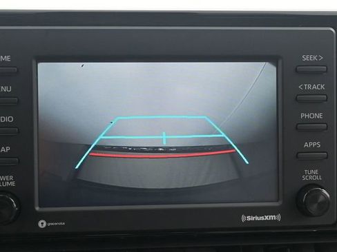 Used 2020 Toyota RAV4 XLE Premium image 13