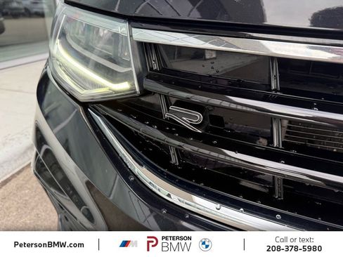 Used 2023 Volkswagen Tiguan SE R-Line image 26