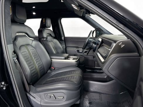 Used 2022 Rivian R1T Adventure image 33