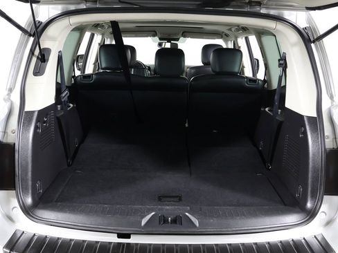 Used 2023 Nissan Armada SL image 22