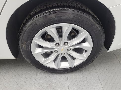 Used 2024 Chevrolet Malibu LT FWD image 31