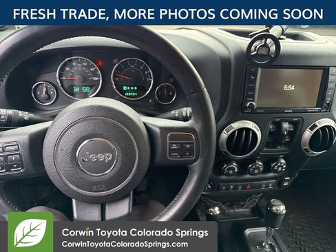 Used 2014 Jeep Wrangler Unlimited Rubicon w/ Connectivity Group image 10