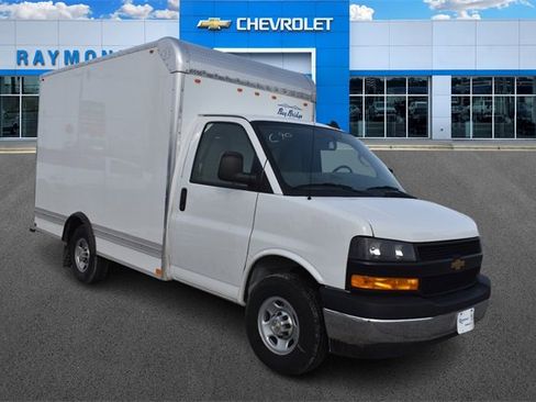 New 2025 Chevrolet Express 3500 Work Van w/ Power Convenience Package image 10