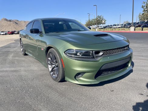 Used 2023 Dodge Charger Scat Pack w/ Plus Group RWD image 7