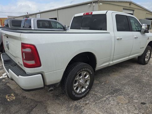 Used 2024 RAM 2500 Laramie w/ Safety Group AWD/4WD image 2