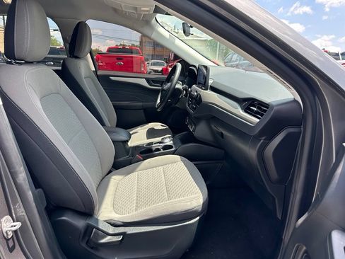 Used 2022 Ford Escape SE w/ Convenience Package FWD image 16