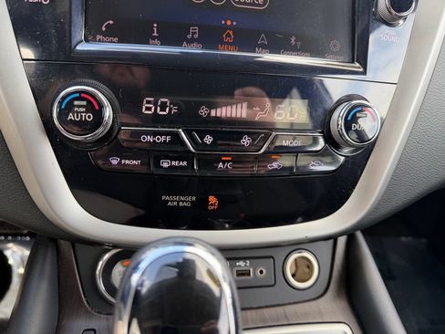 Used 2020 Nissan Murano Platinum FWD image 27